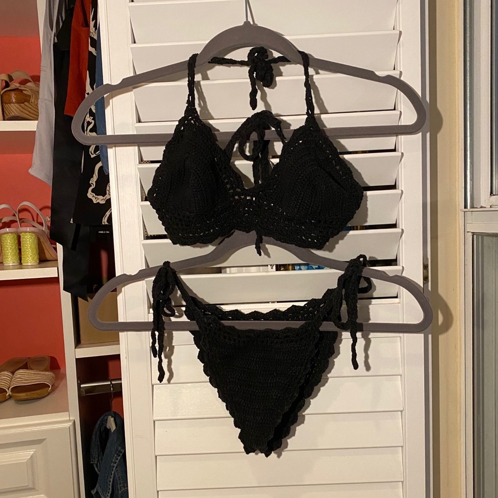Andi Bagus Classic Black Crotchet Bikini